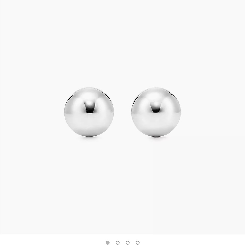 Authentic Tiffany Ball Earrings 🩵